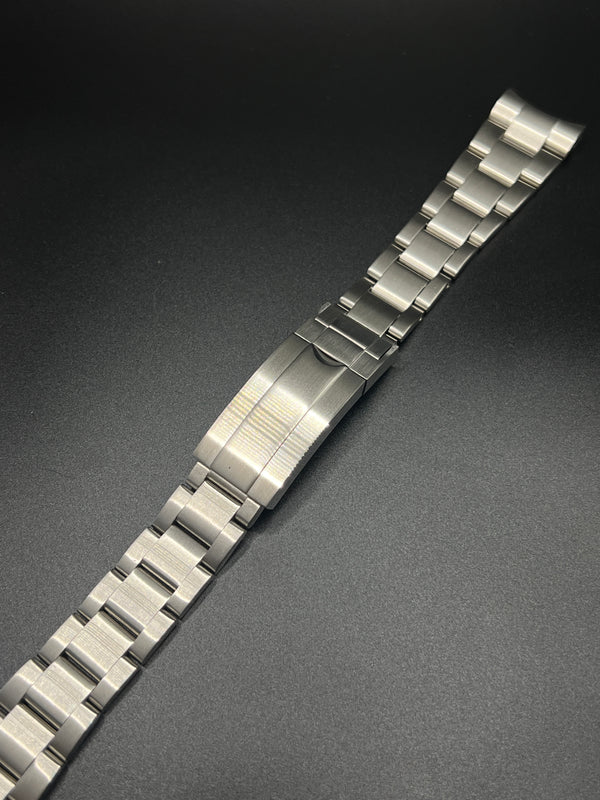 Oyster watch strap